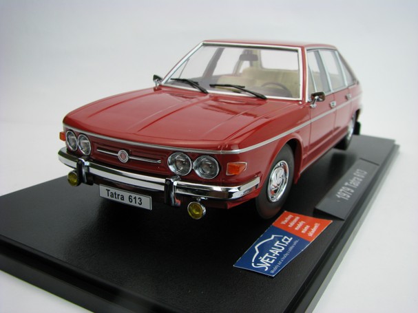 Tatra 613 1979 Dark Red 1:18 Triple 9 Collection 1800293